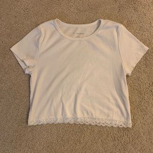 American Eagle Studio Cropped Shirt